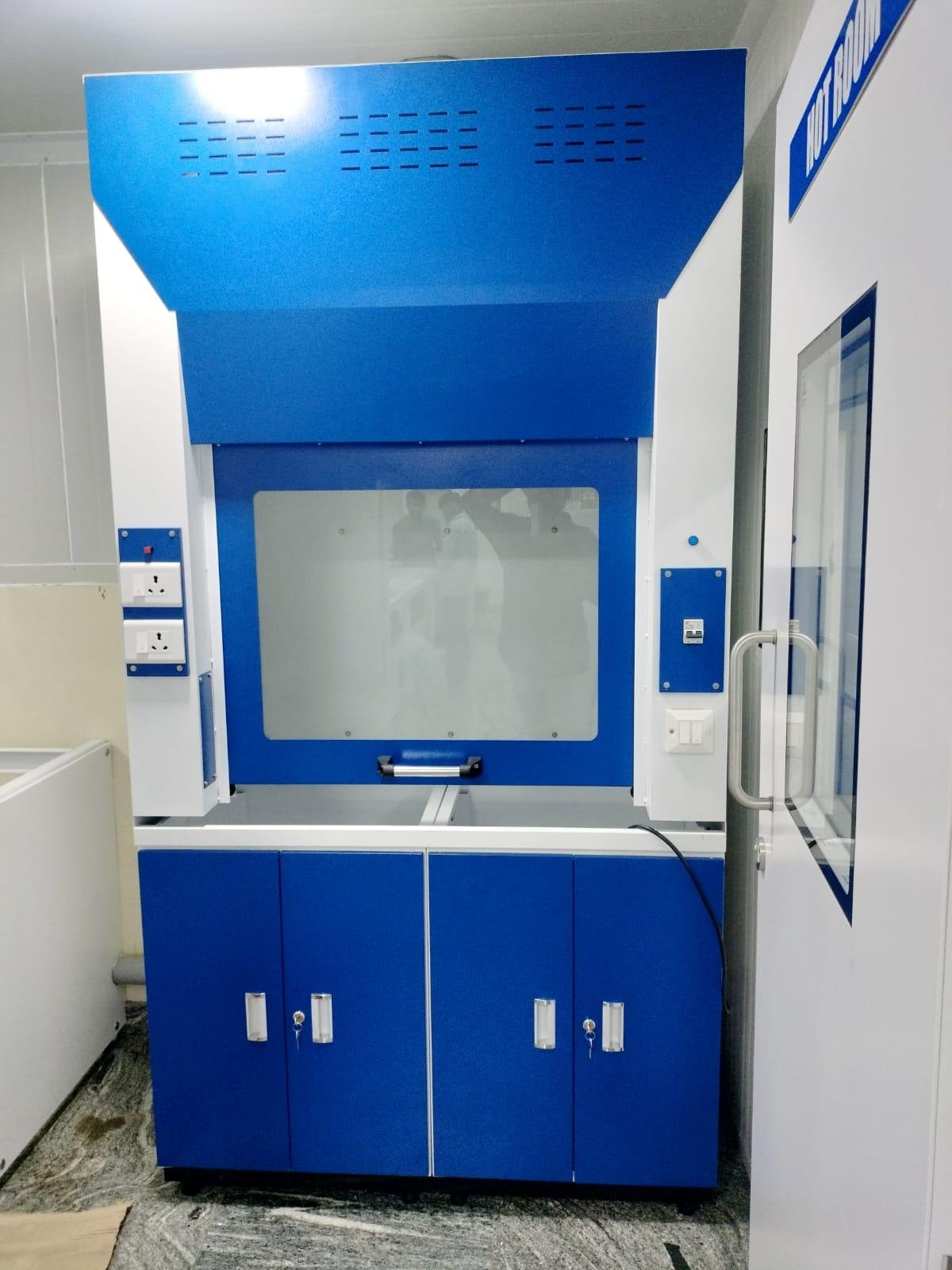 Fume Hood